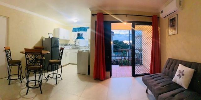 Kenridge Residences Saint James Bagian luar foto